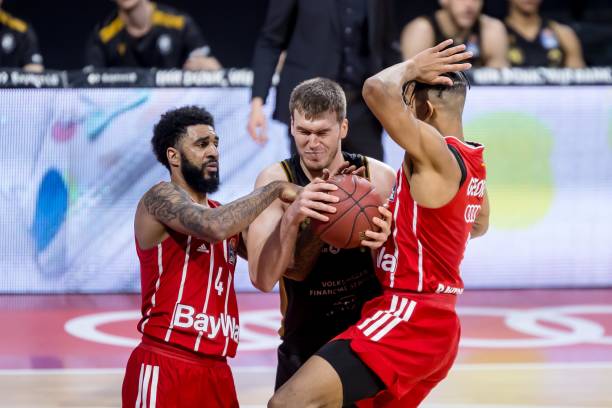 双方战术布 双方战术布