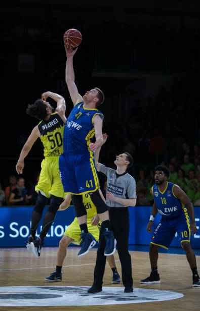 于风口浪尖 于风口浪尖