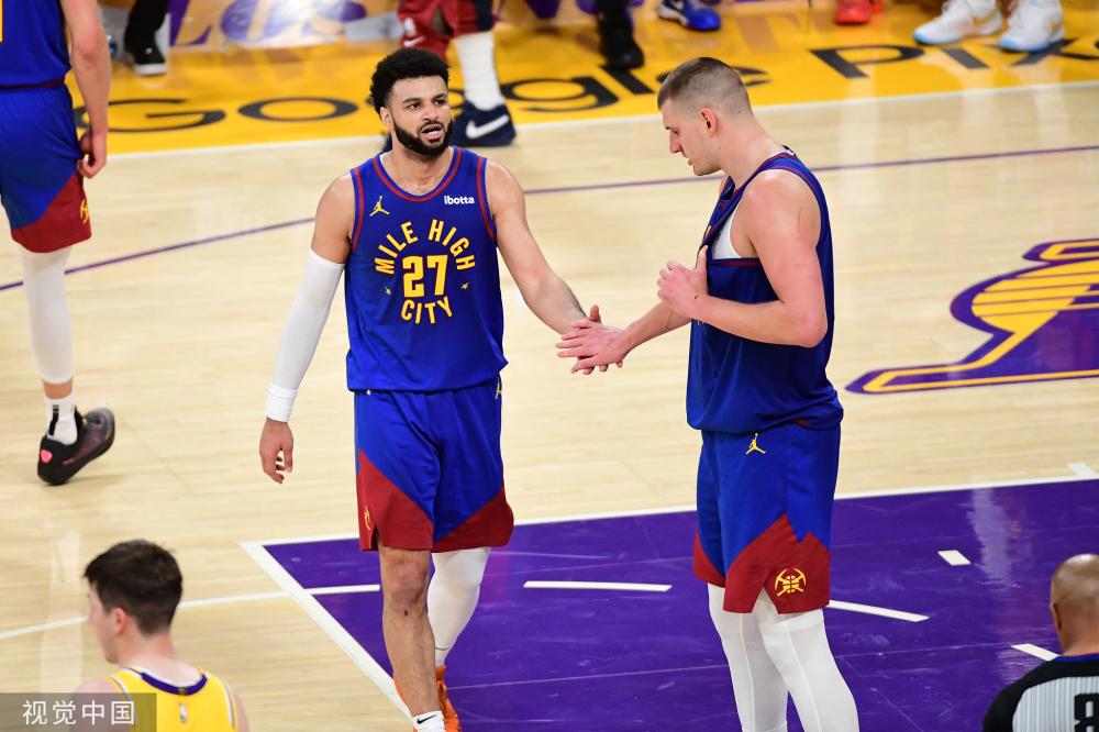 球队造成压 球队造成压