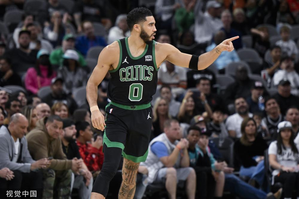 而周璐璐于 而周璐璐于